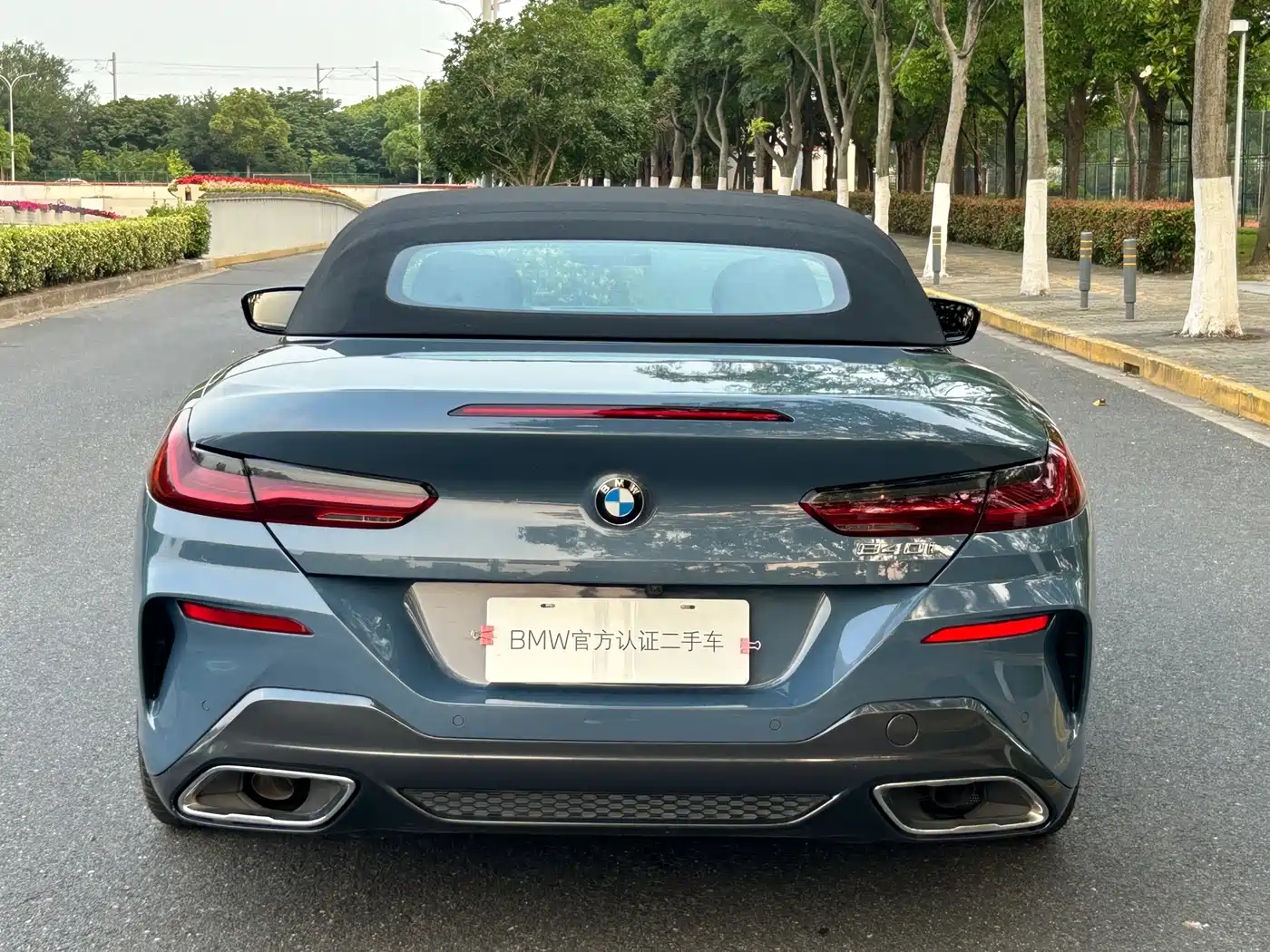 BMW 8 Series 2019 840i Convertible M Sport фото 12