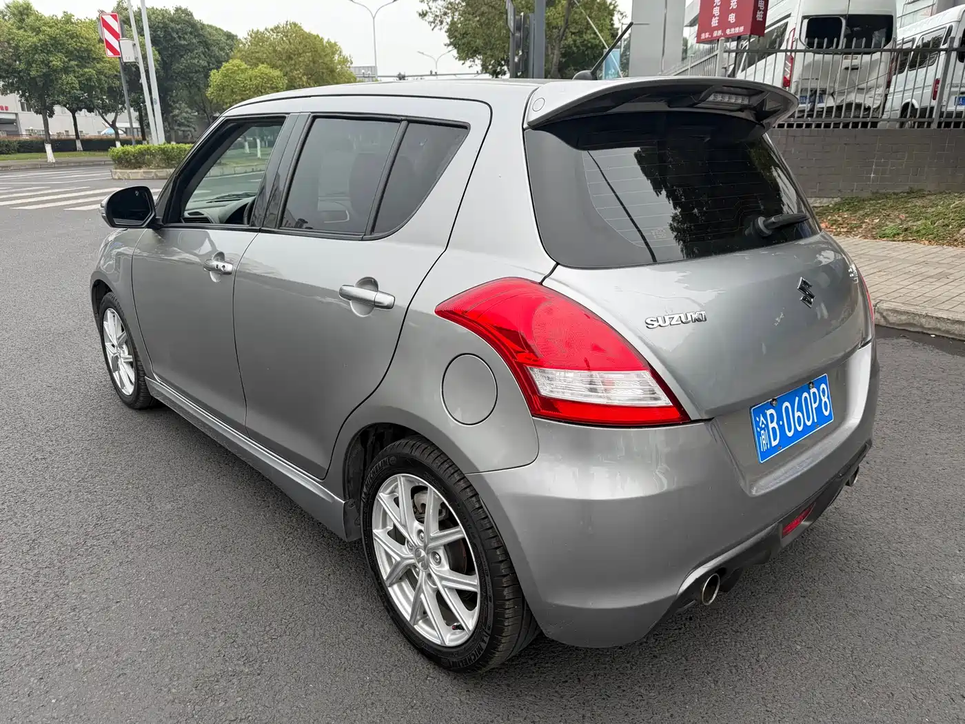 Suzuki Swift Sport 2014 1.6L CVT 2WD Luxury Edition фото 5