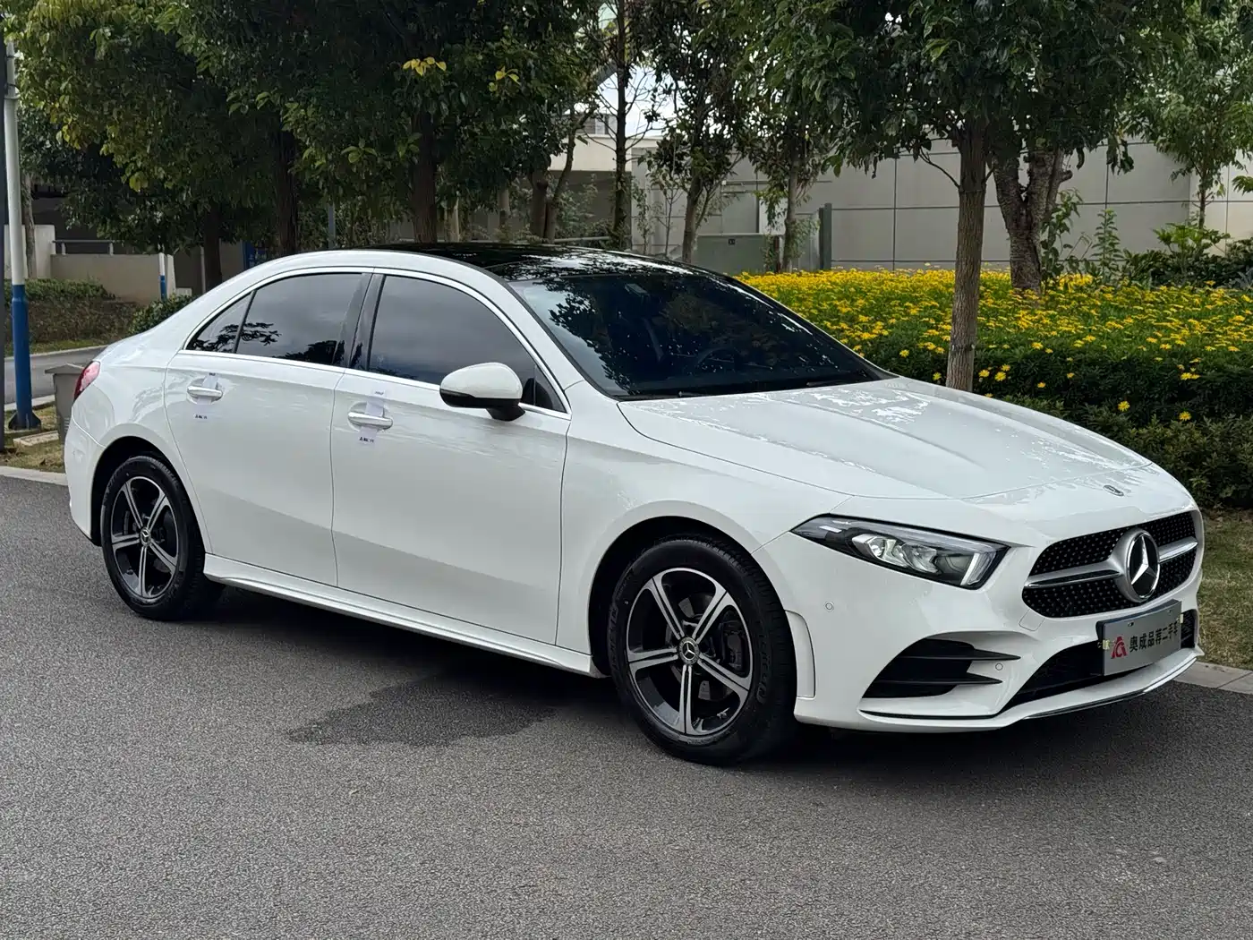 Mercedes-Benz A-Class 2022 Facelift III A 200 L Sport Sedan Fashion фото 26