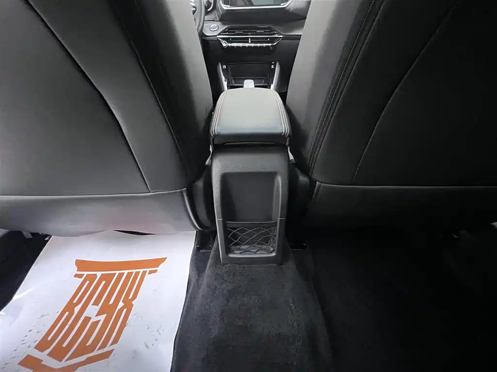 Peugeot 2008 2022 230THP THE ONE фото 22