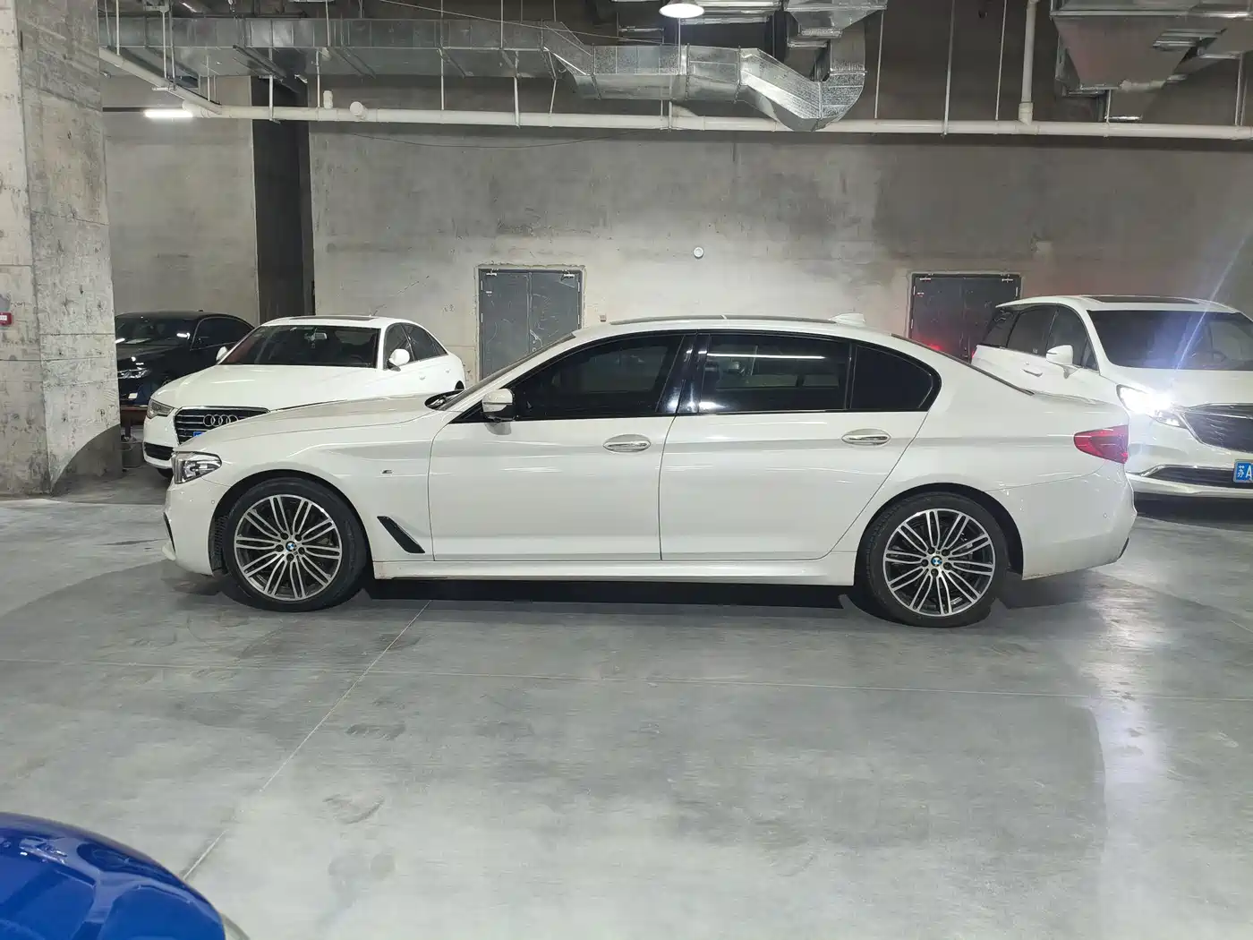 BMW 5 Series 2018 530Li Leading M Sport Package фото 7