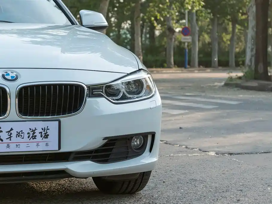 BMW 3 Series 2014 320i Fashion фото 11