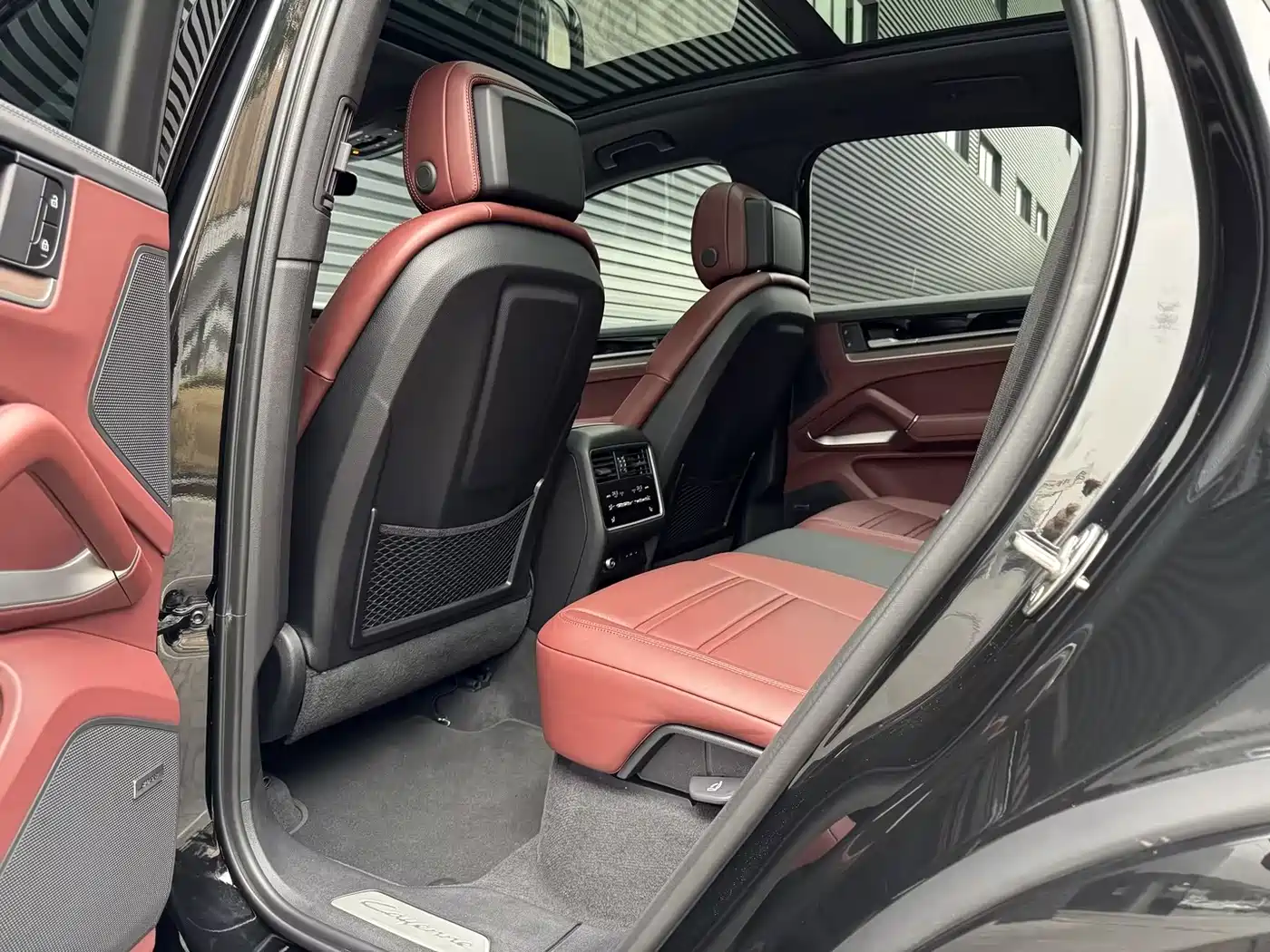 Porsche Cayenne 2025 Cayenne 3.0T Dynamic Edition фото 14