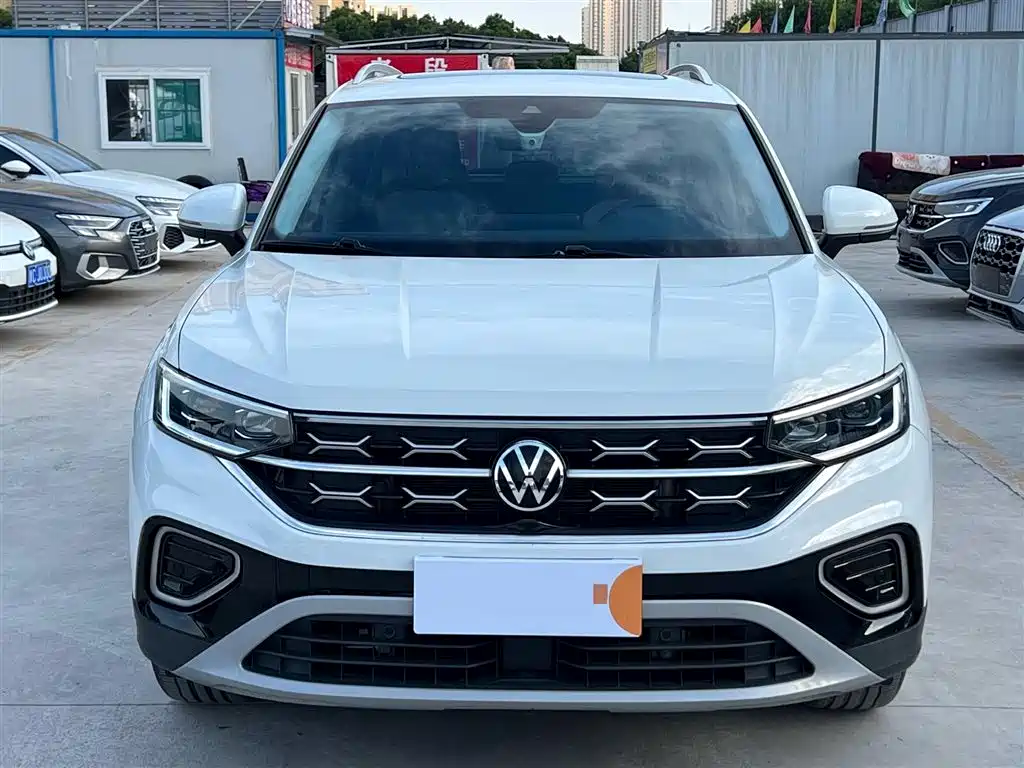 Volkswagen Tayron 2023 280TSI 2WD Luxury Plus Advanced Edition фото 2