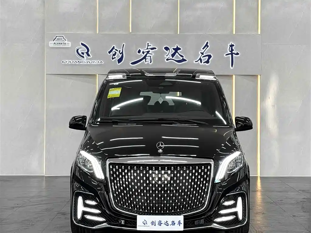 Mercedes-Benz Vito 2024 2.0T Business 7-Seater фото 2