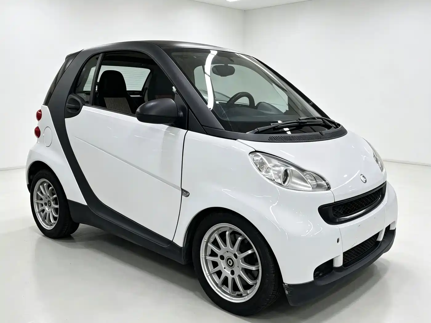 smart fortwo 2011 2011 1.0 MHD Hardtop Standard