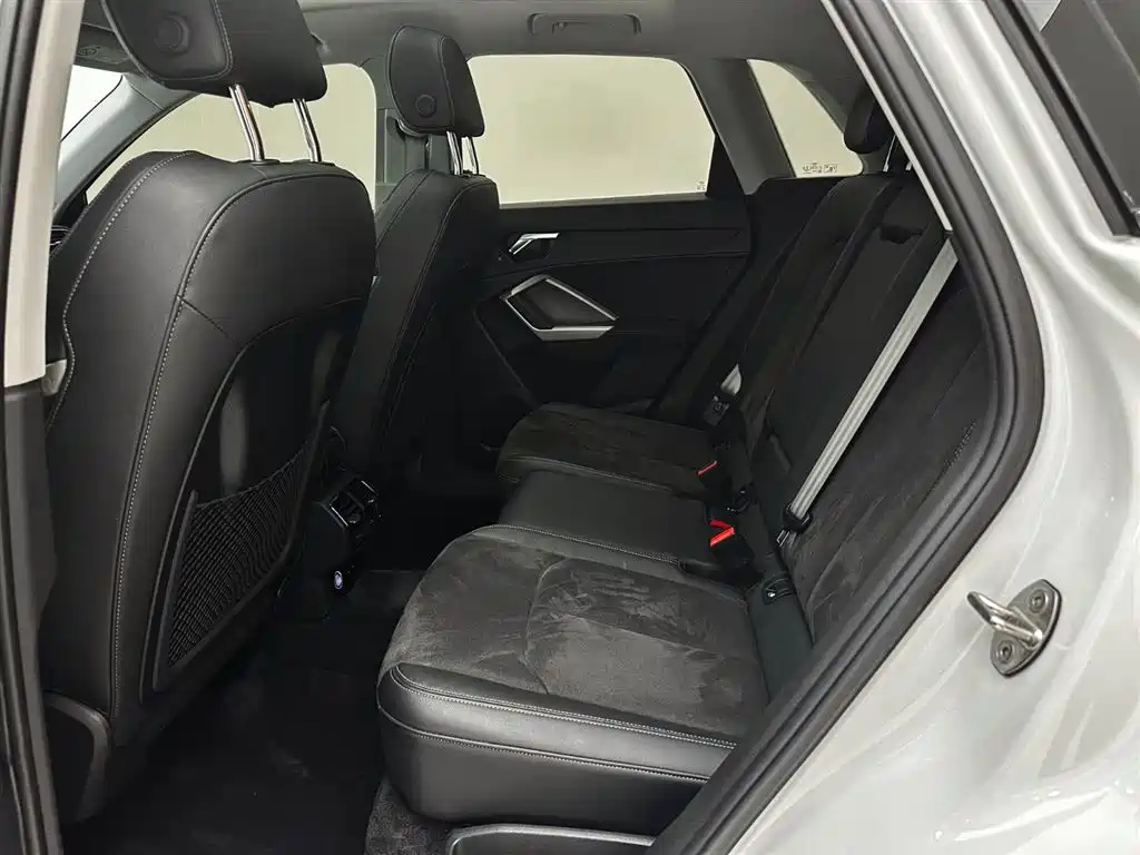 Audi Q3 2023 35 TFSI Fashion Dynamic (1.4T) фото 21