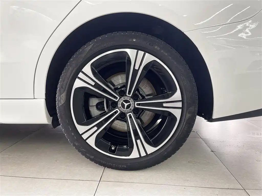 Mercedes-Benz C-Class 2022 C 260 L Sport 4MATIC фото 4