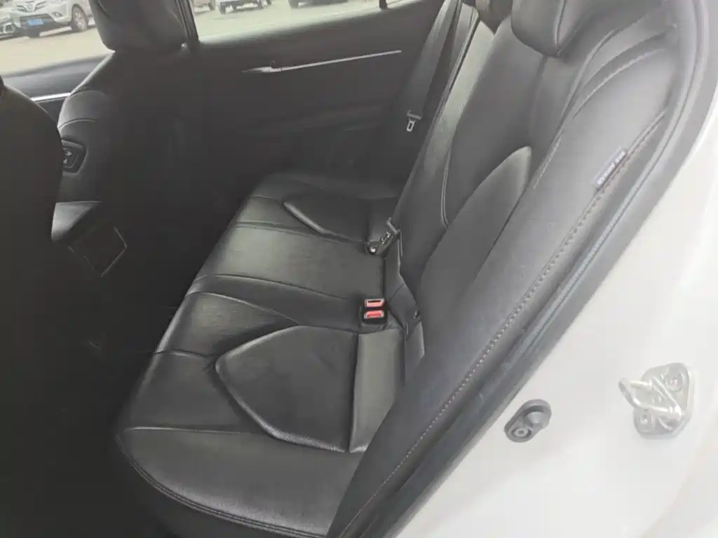 Toyota Camry 2022 2021 Hybrid 2.5HGVP Leading Edition