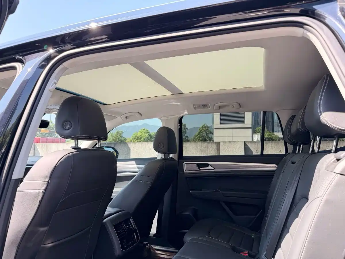 Фото 9 - Volkswagen Teramont