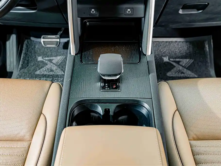 Land Rover Discovery Sport 2024 2024 Luxury Custom Edition