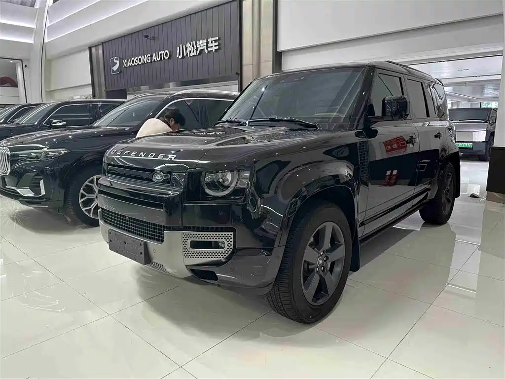 Land Rover Defender 2024 110 3.0T P400 X-DYNAMIC HSE фото 2