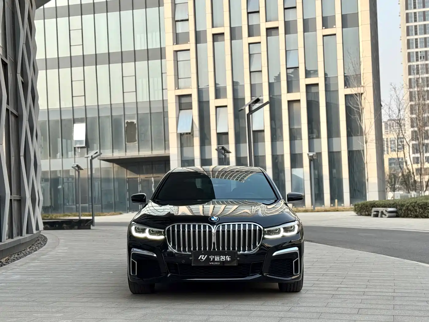 BMW 7 Series 2021 Model 730Li M Sport Package фото 2