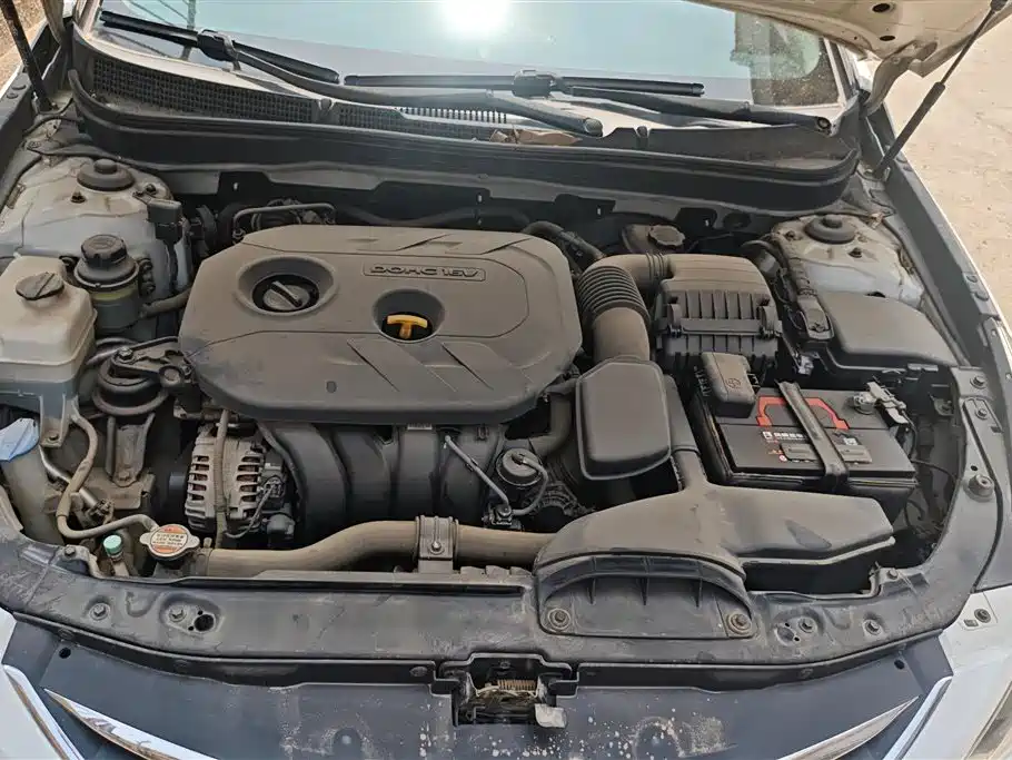 Hyundai Sonata 2013 2.0L Automatic Luxury Edition фото 10