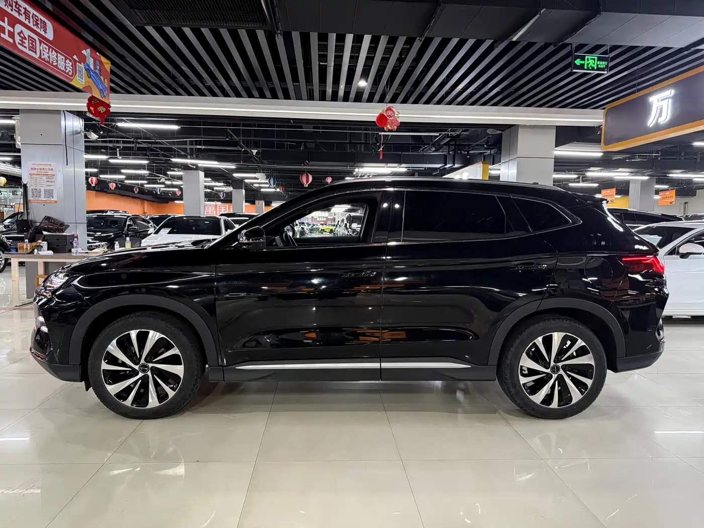 BYD Song PLUS PHEV 2023 Champion Edition DM-i 110KM Flagship PLUS фото 3