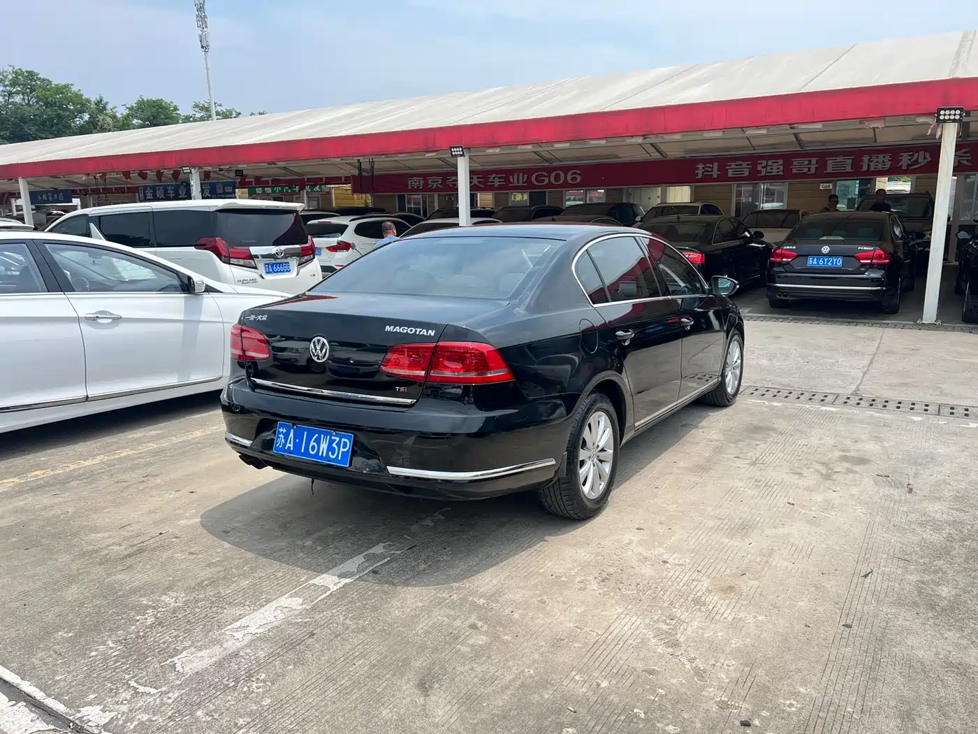 Volkswagen Magotan 2012 1.8TSI Luxury фото 22