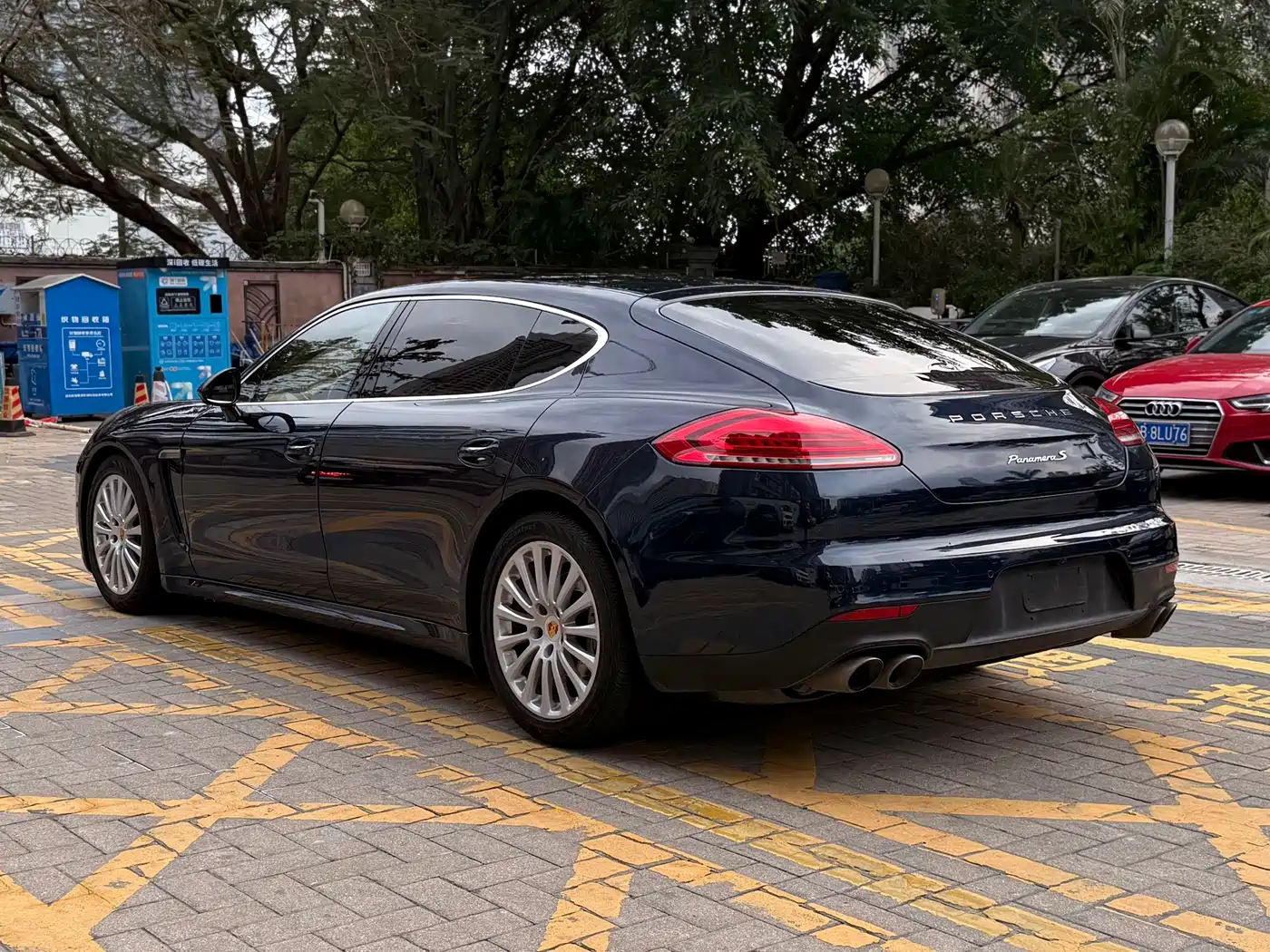 Porsche Panamera 2014 Panamera S Executive 3.0T фото 9