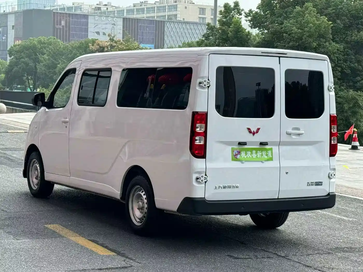Wuling Motors Wuling Yangguang 2025 2025 400km Bus Comfort Edition