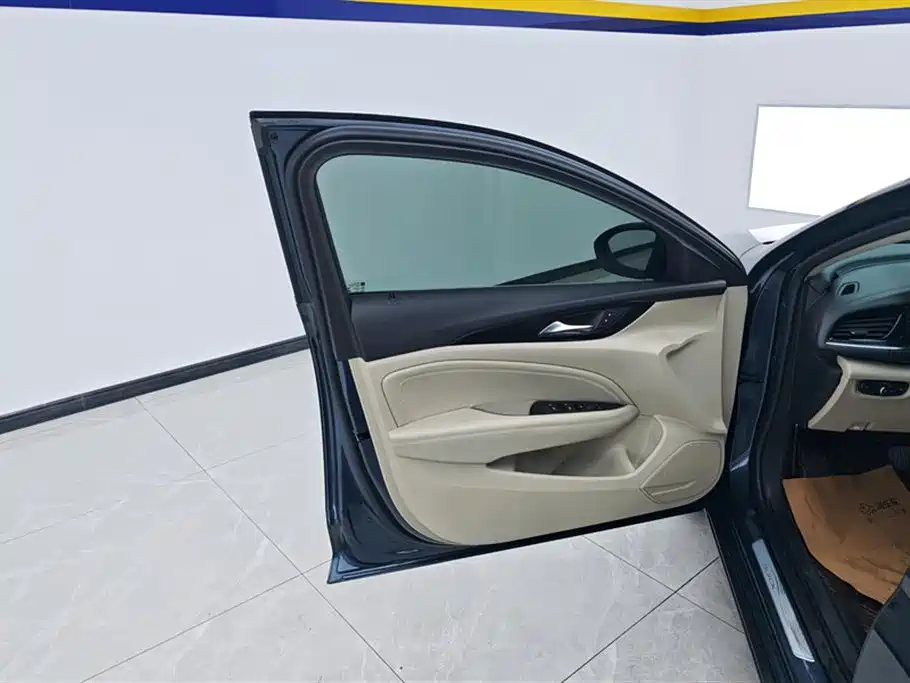 Buick Regal 2021 552T Elite фото 7