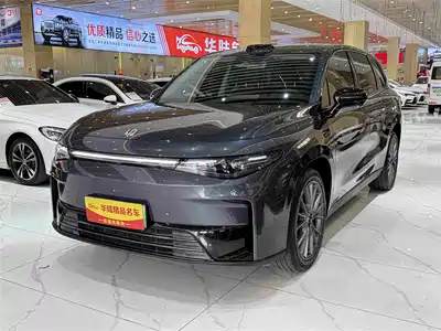 Leapmotor C10