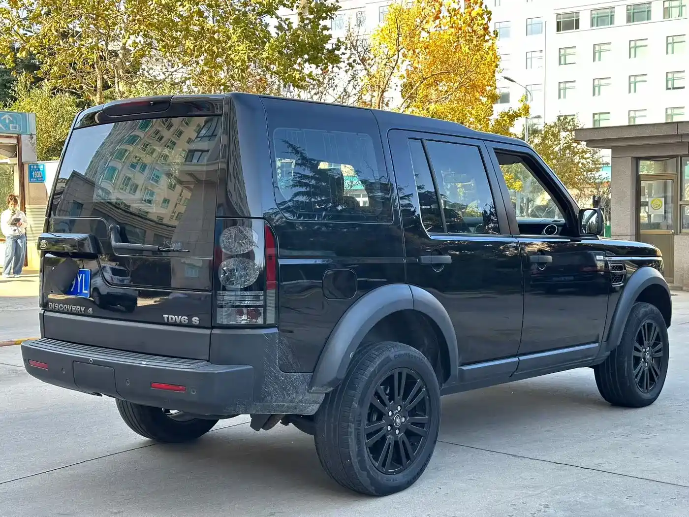 Land Rover Discovery 2009 Model 2.7 TDV6-S фото 9