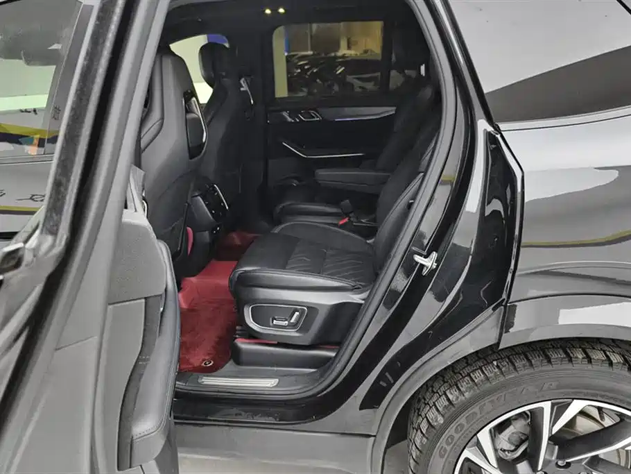 Lynk & Co 09 2021 2.0T Halo 6-Seater фото 11