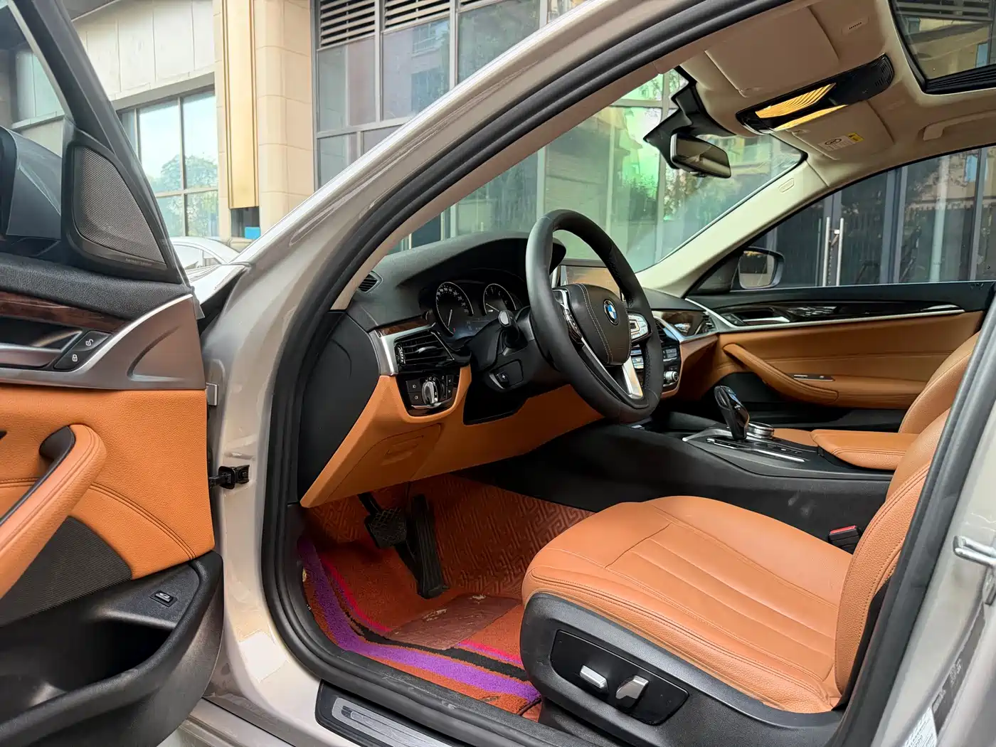 BMW 5 Series 2018 528Li Launch Special Edition фото 8