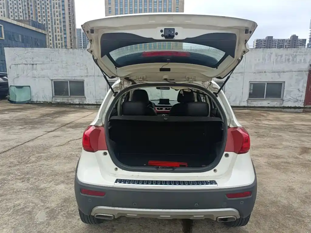 Haval H1 2016 Blue Label 1.5L Manual Luxury фото 19