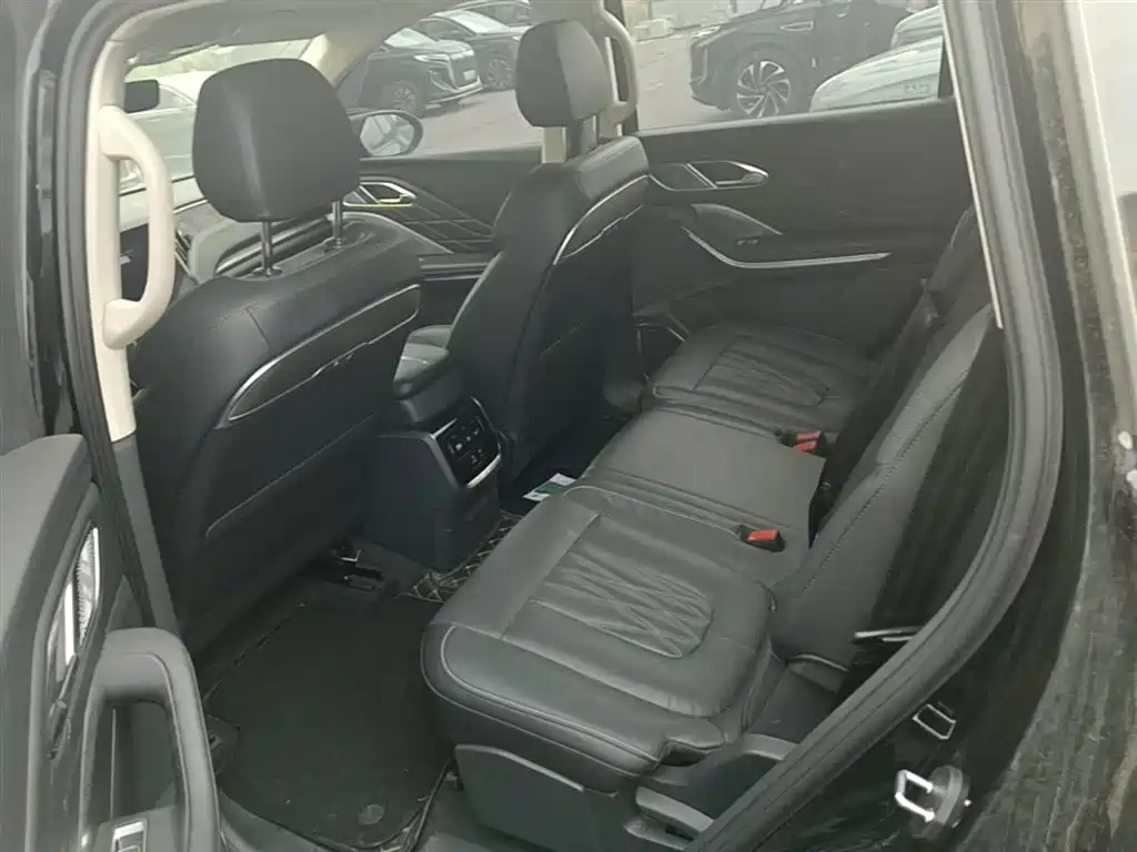 Hongqi HS7 PHEV 2024 2.0T PHEV AWD Qichang Edition 7-seater фото 17