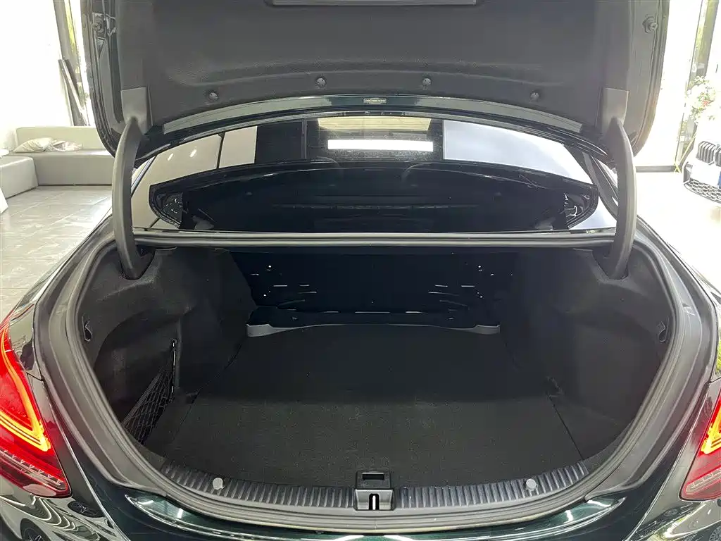 Mercedes-Benz C-Class 2019 Facelift C 260 L Sport фото 15