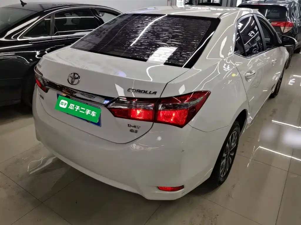 Toyota Corolla 2017 Facelift 1.2T S-CVT GL-i фото 7