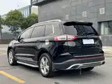 Фото 17 - Ford Edge