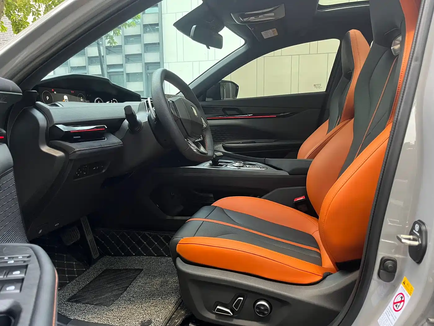 Changan UNI-V 2026 2025 1.5T 500Bar Premium Sport Model