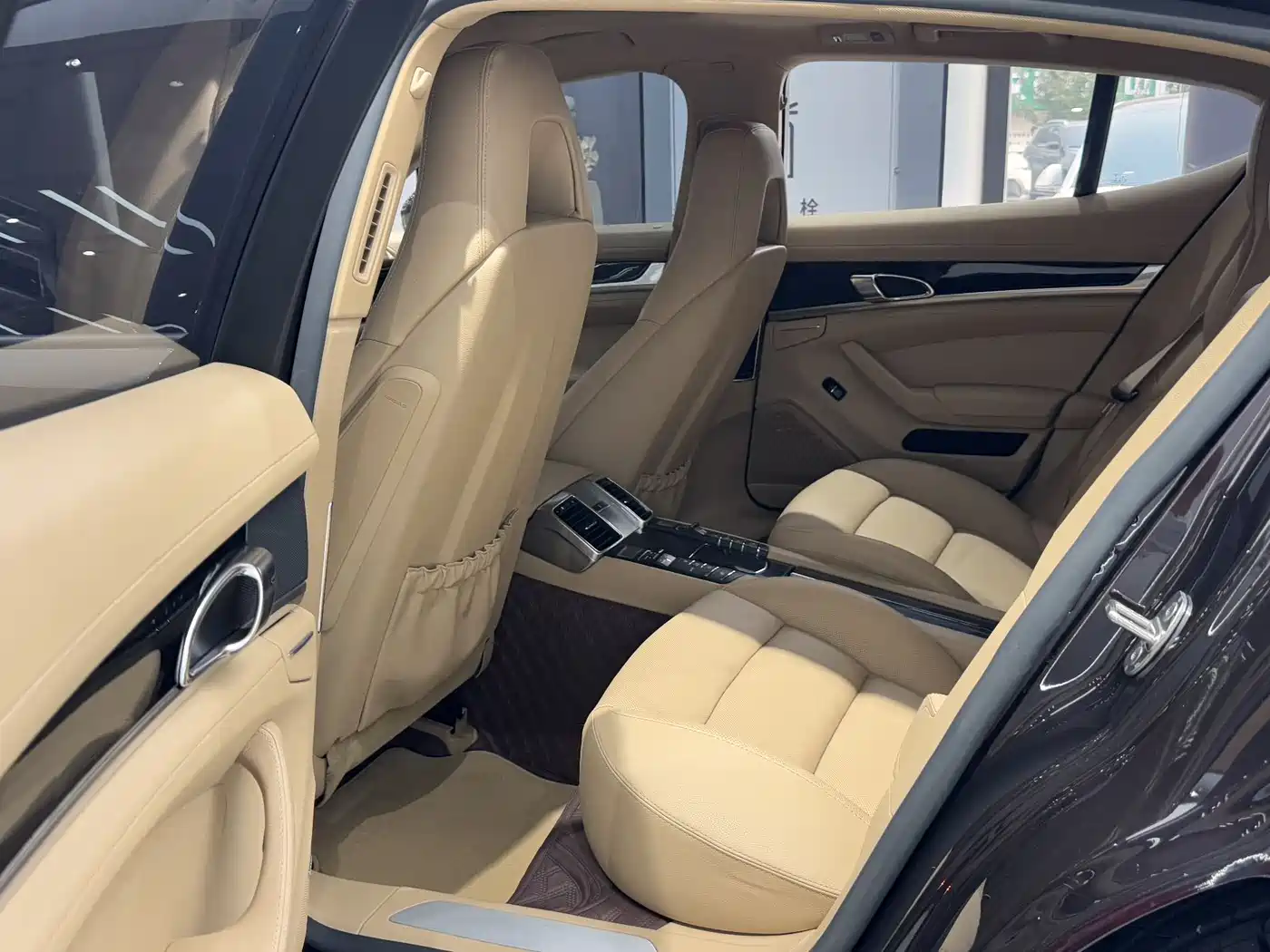 Porsche Panamera 2014 Panamera 3.0T фото 23