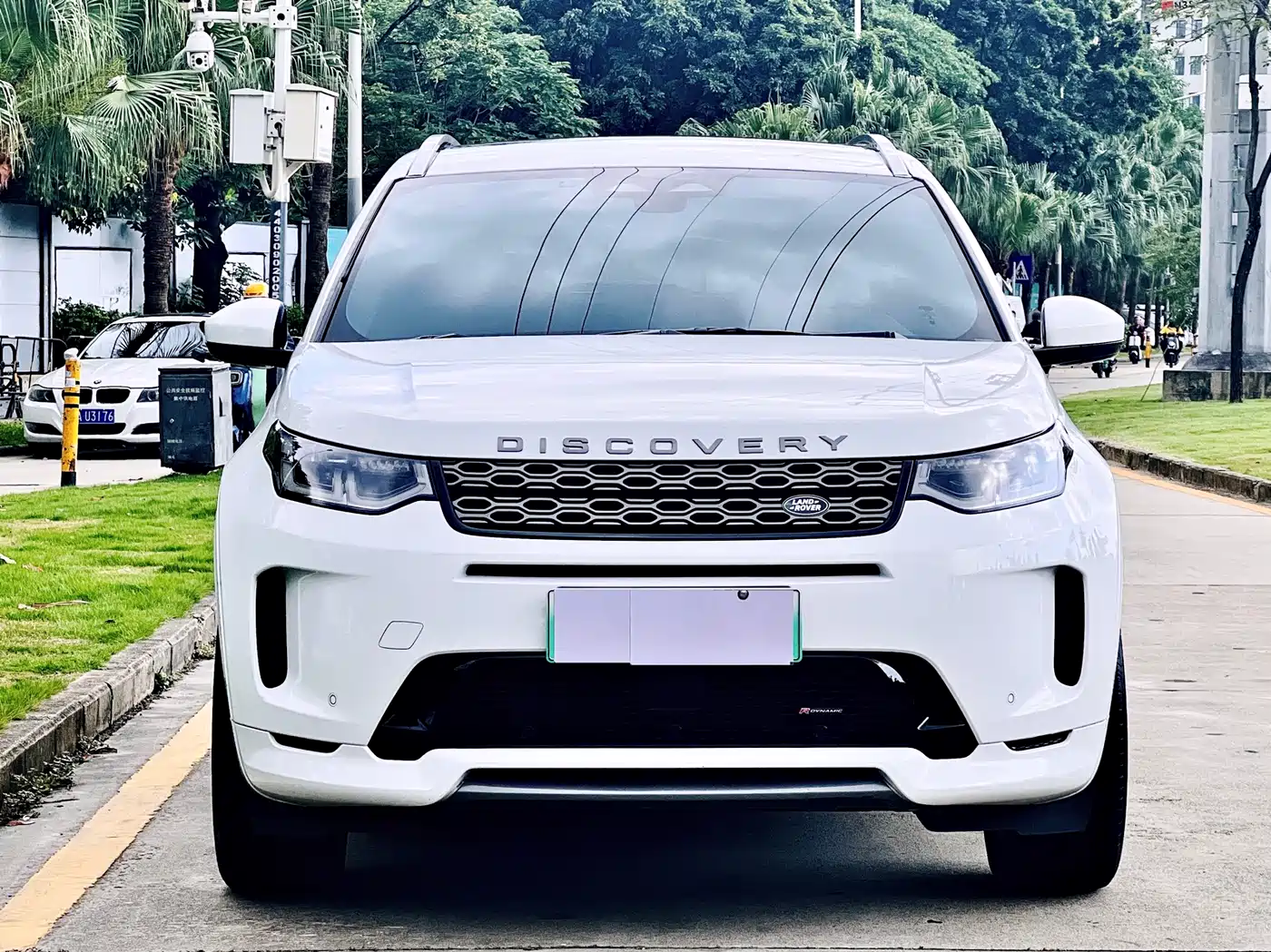 Land Rover Discovery Sport PHEV 2022 Facelift P300e Plug-in Hybrid фото 2