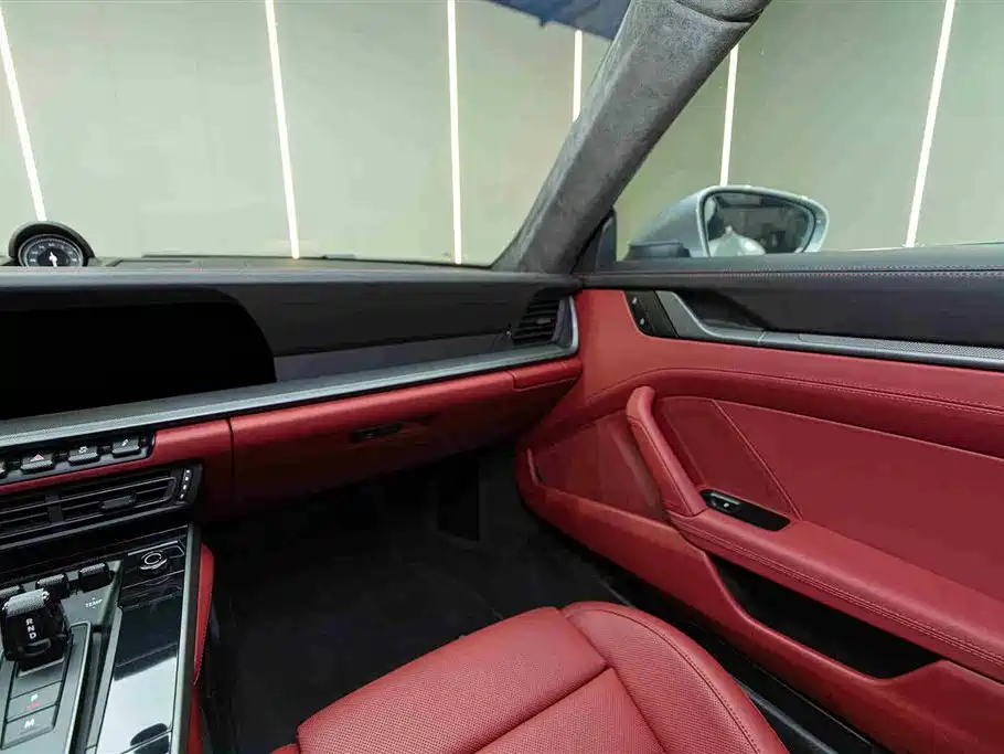 Porsche 911 2023 Carrera 3.0T фото 11