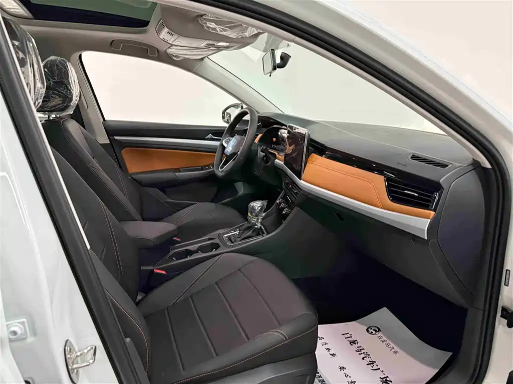 Volkswagen Bora 2026 200TSI DSG Navigation Edition фото 5
