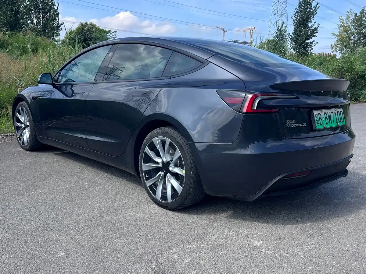Photo 7 - Tesla Model 3