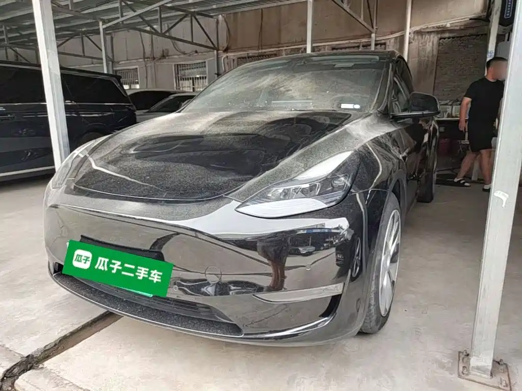 Tesla Model Y 2022