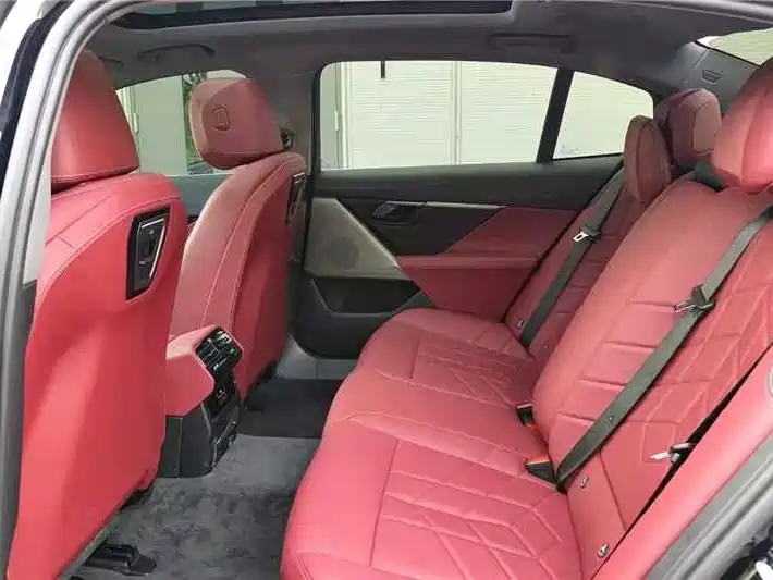 BMW i5 2025 2025 eDrive 35L M Sport Package