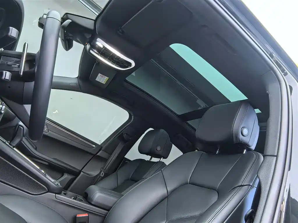 Porsche Macan 2024 Macan 2.0T фото 22
