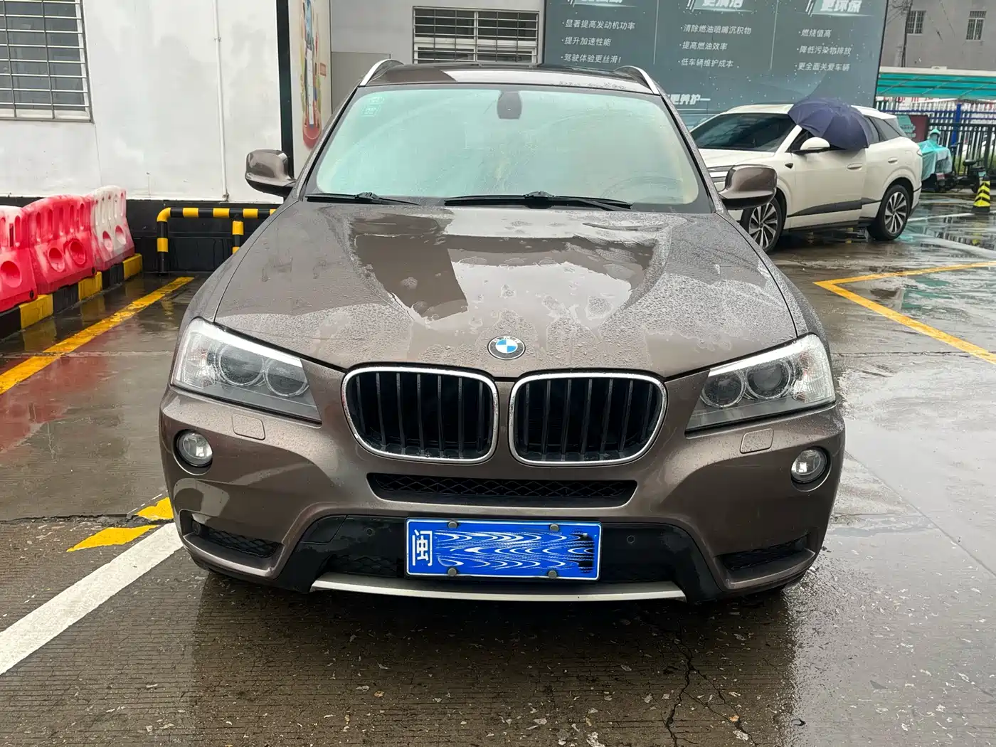 BMW X3 (Import) 2012 xDrive20i Luxury фото 2