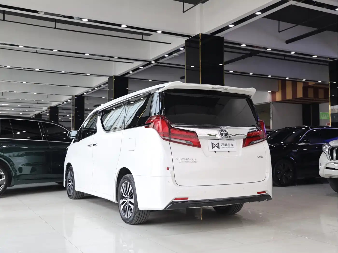 Toyota Alphard 2018 Facelift 3.5L Premium Edition фото 15