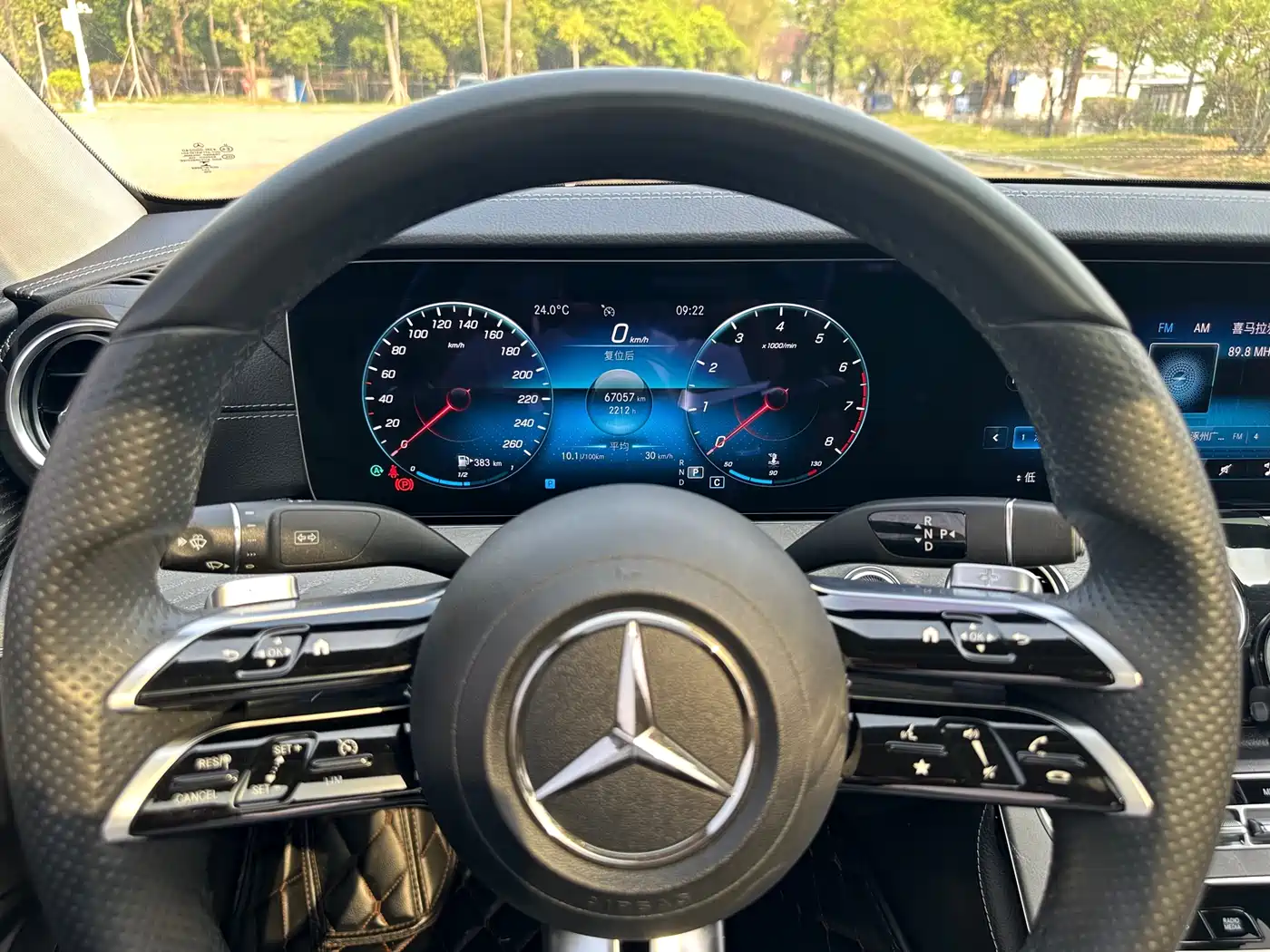 Mercedes-Benz E-Class 2021 E 300 L Sport Fashion фото 13