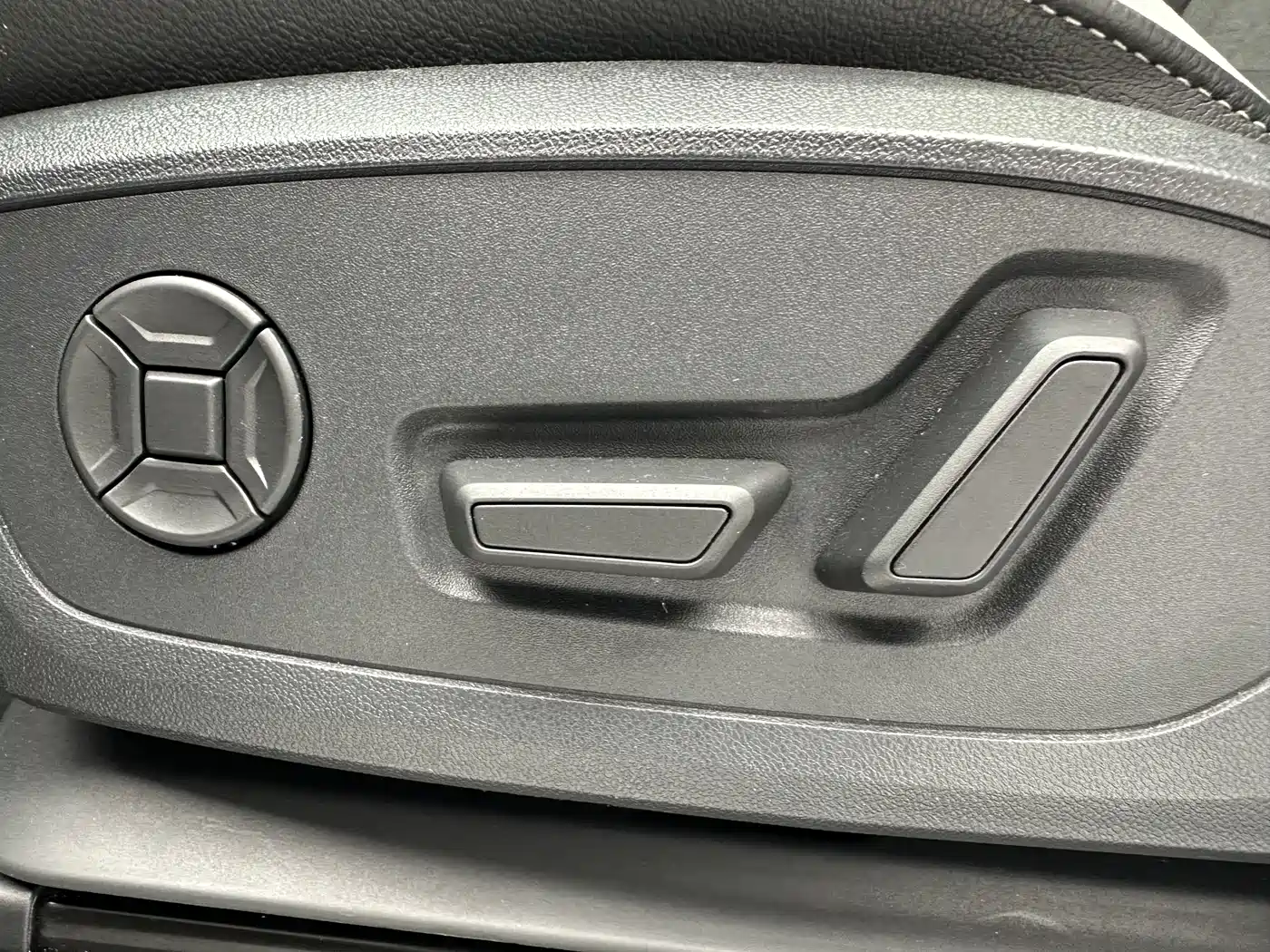 Audi Q3 2022 35 TFSI Fashion Dynamic фото 13