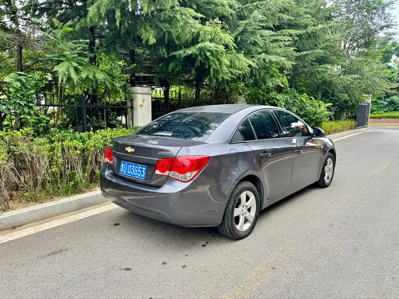 Chevrolet Cruze 2011 2011 1.6L SE MT Transformers Edition