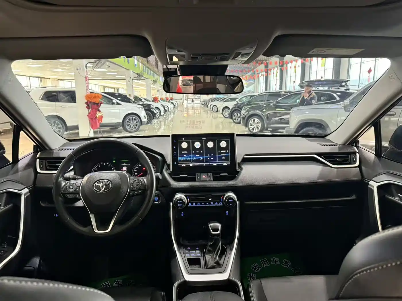 Toyota Wildlander 2022 2.0L CVT AWD Luxury Edition фото 10