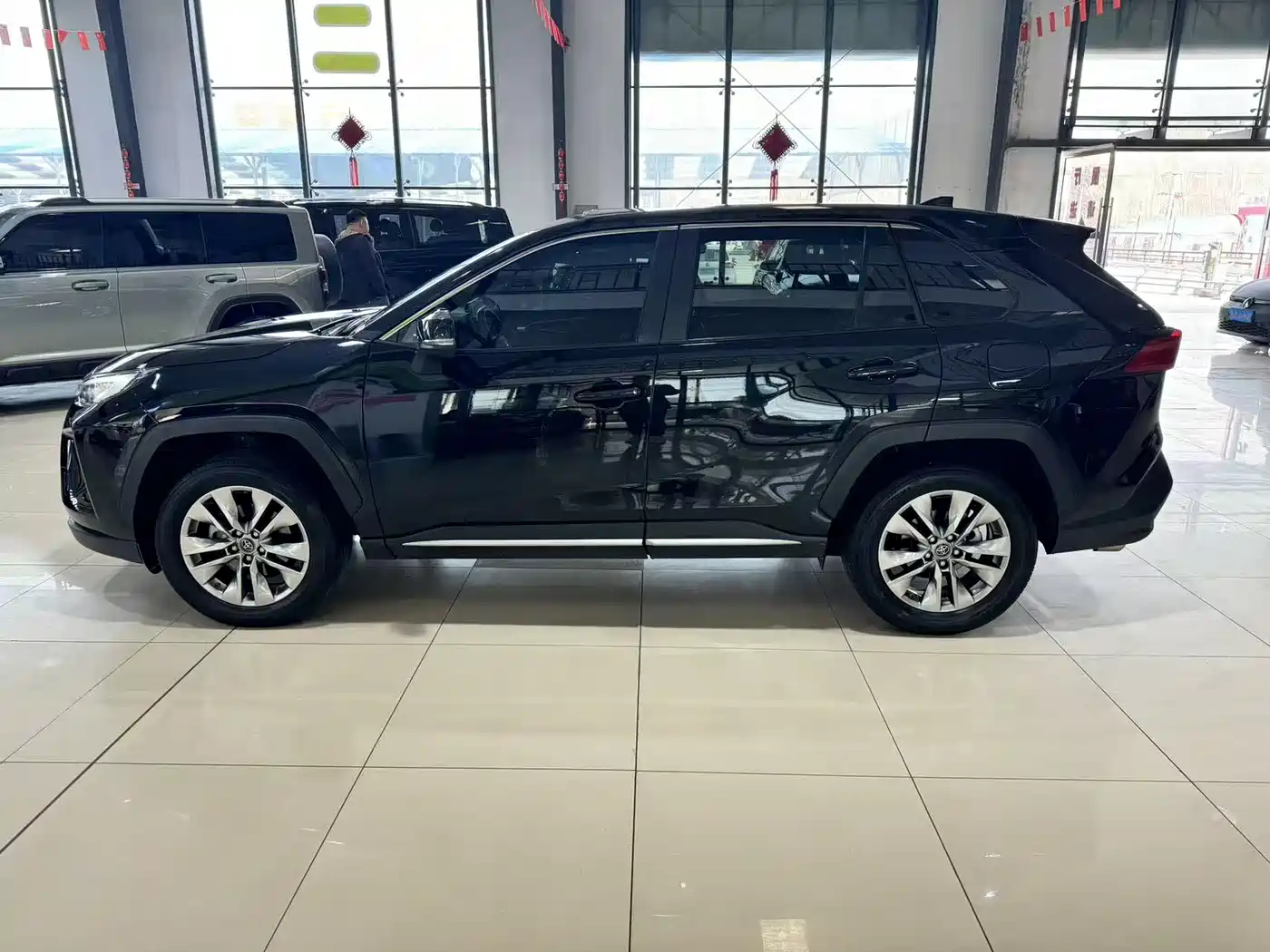 Toyota Wildlander 2022 2.0L CVT AWD Luxury Edition фото 7
