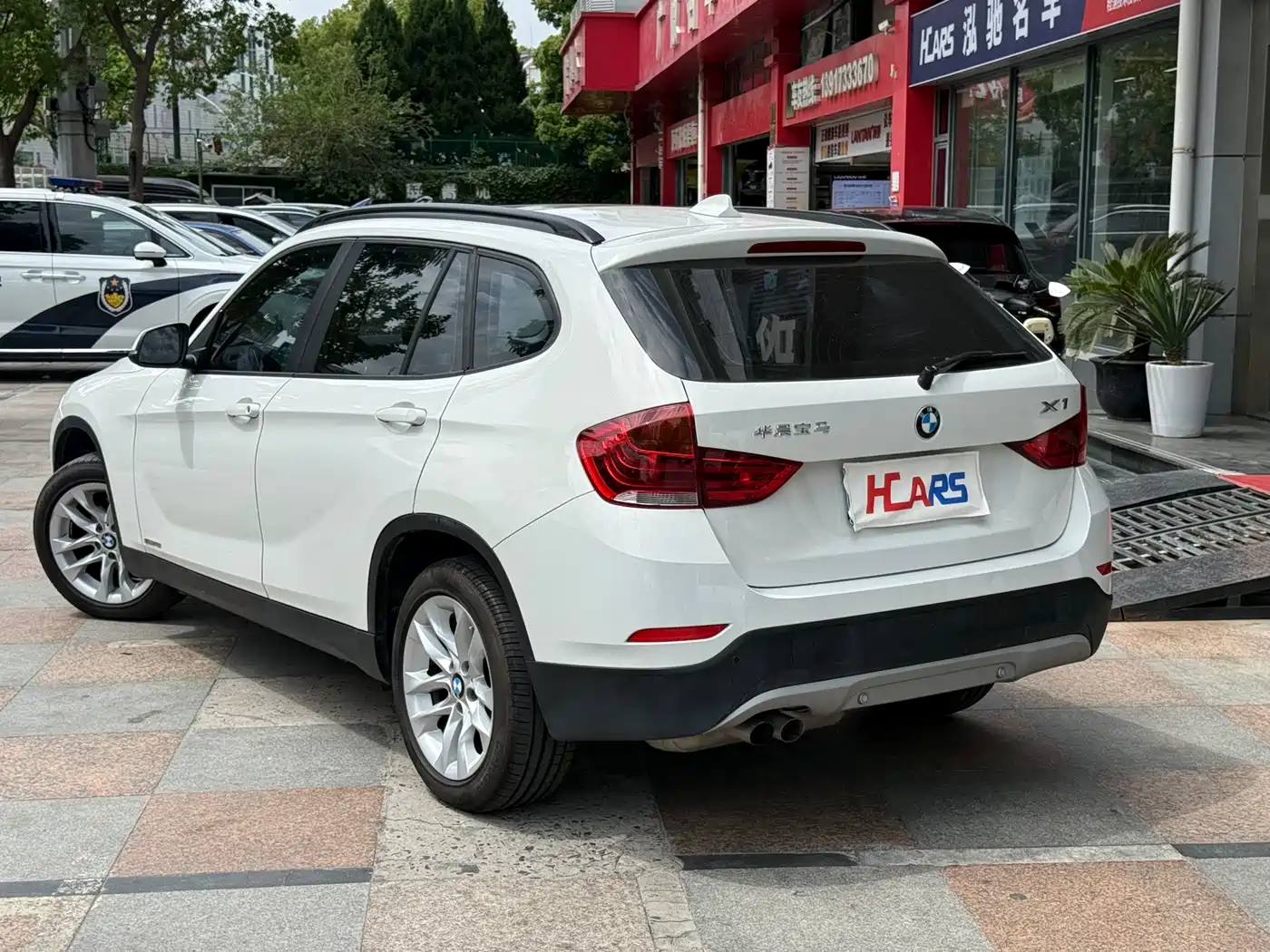 BMW X1 2014 sDrive18i Leading Edition фото 14