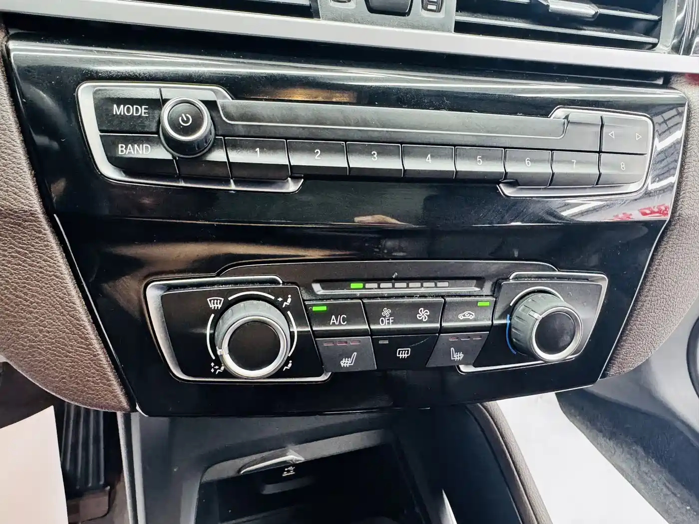 BMW X1 2022 sDrive20Li Fashion фото 6